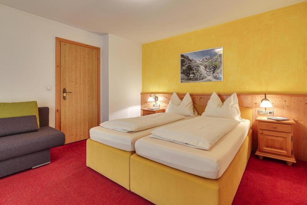 Apartment In Fuegen With A Shared Wellness Екстер'єр фото